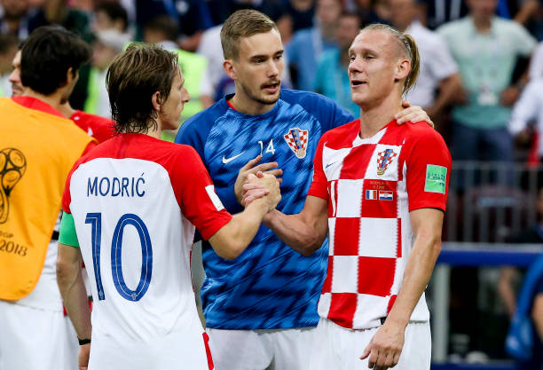 动了一系列 动了一系列